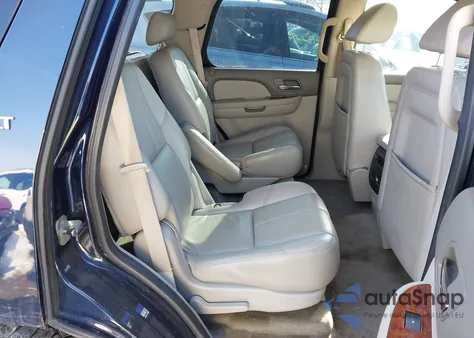 2008 Chevrolet Tahoe Lt z USA, uszkodzony, nr VIN 1GNFK13018R273873